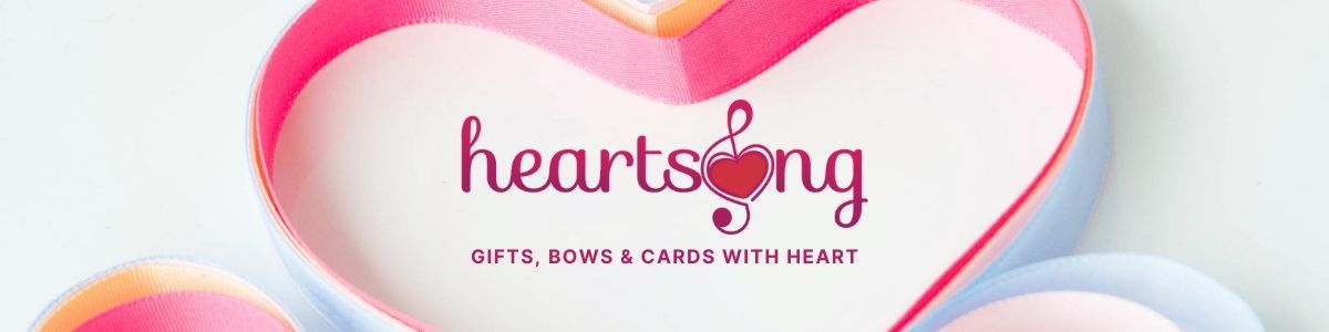 Heart-shaped ribbon gift box